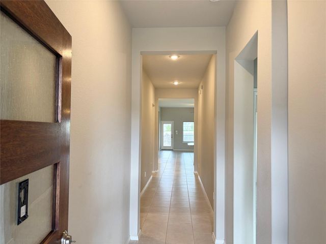 323 Avenue B, Richmond, TX 77406