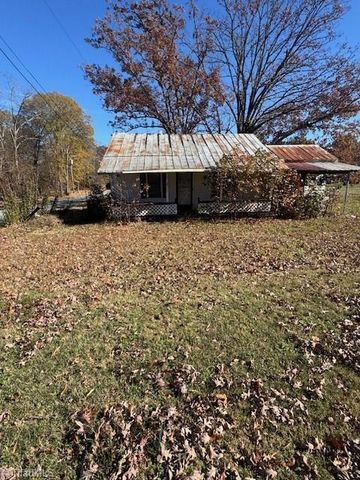 218 Gordontown Road, Lexington, NC 27292