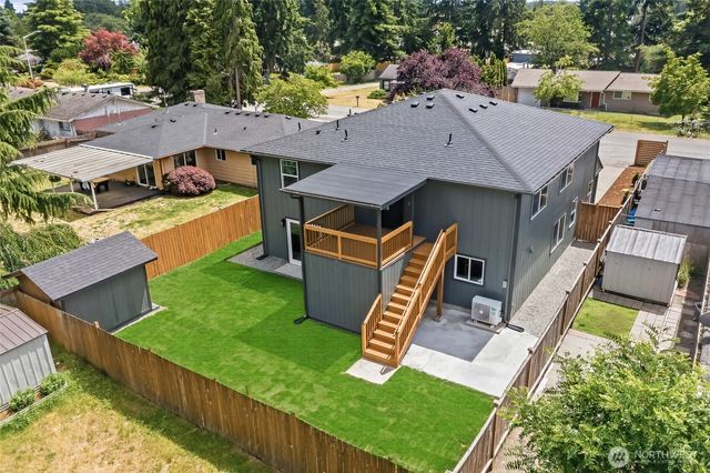 111 Tule Lake Road E, Tacoma, WA 98445