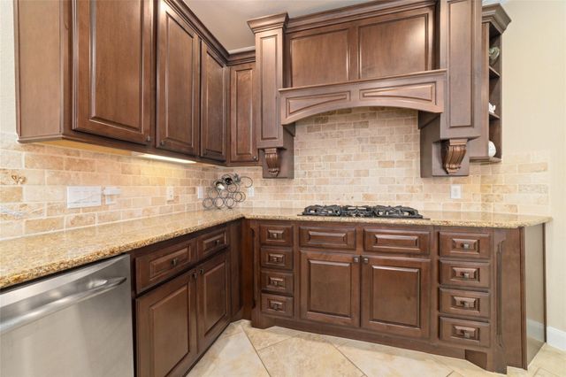 2408 Ellis Park Lane, Conroe, TX 77304