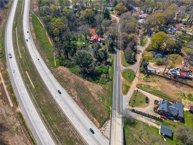 2046 Old Cornelia Highway, Gainesville, GA 30501