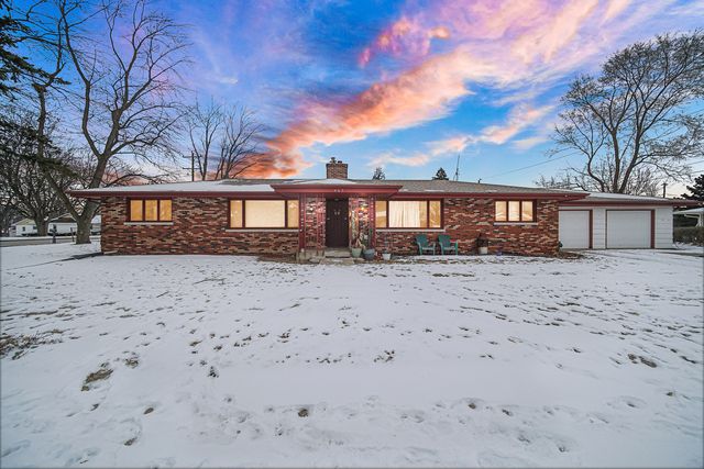 463 Orchard Lane, Beecher, IL 60401