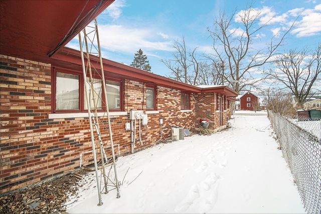 463 Orchard Lane, Beecher, IL 60401