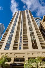 200 N Dearborn Street 4700, Chicago, IL 60601