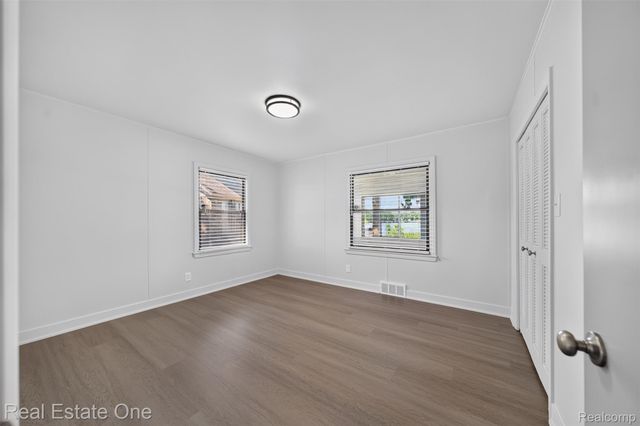 2079 Klingensmith Road, Bloomfield Charter Township, MI 48302