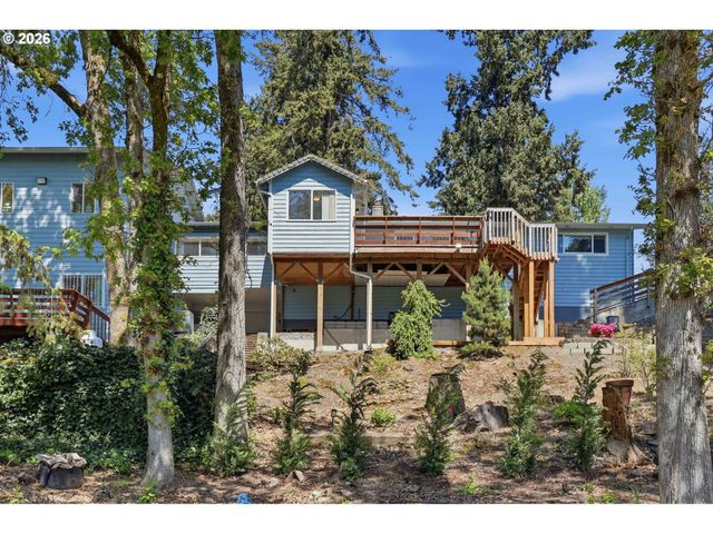 17243 Se OATFIELD Rd, Milwaukie, OR 97267