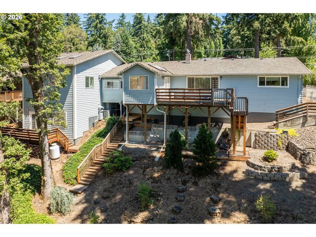 17243 Se OATFIELD Rd, Milwaukie, OR 97267