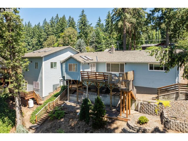 17243 Se OATFIELD Rd, Milwaukie, OR 97267