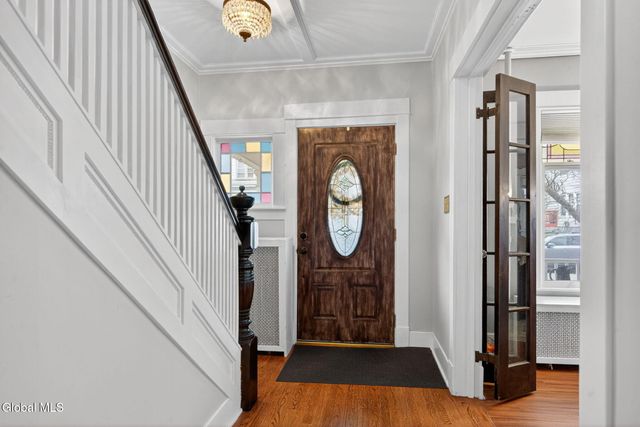 4 Grant Avenue, Amsterdam, NY 12010