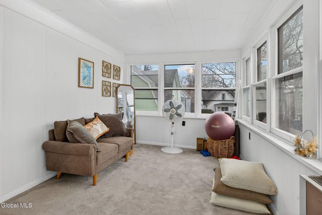 4 Grant Avenue, Amsterdam, NY 12010