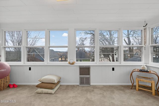 4 Grant Avenue, Amsterdam, NY 12010