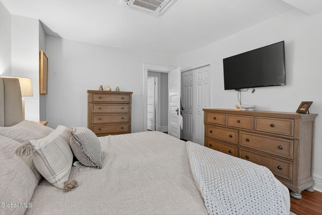 4 Grant Avenue, Amsterdam, NY 12010