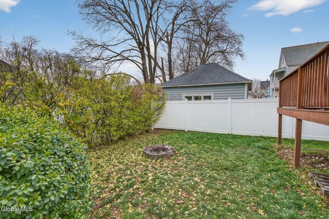 4 Grant Avenue, Amsterdam, NY 12010