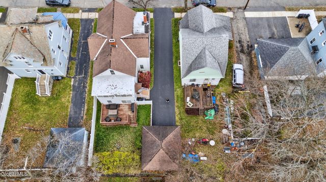 4 Grant Avenue, Amsterdam, NY 12010