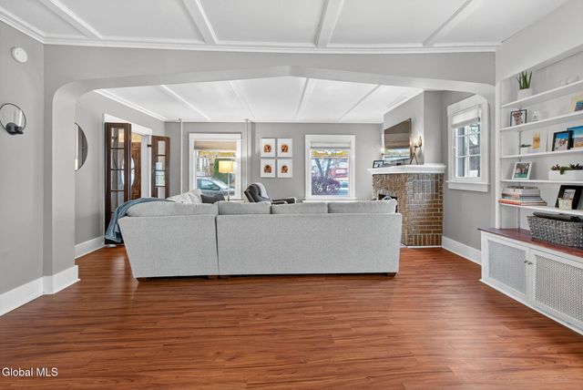 4 Grant Avenue, Amsterdam, NY 12010