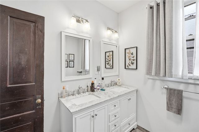 2412 Fairview Avenue, Cincinnati, OH 45219