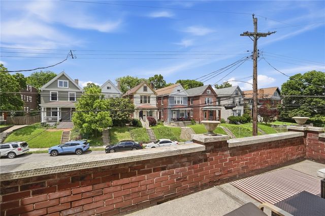 2412 Fairview Avenue, Cincinnati, OH 45219
