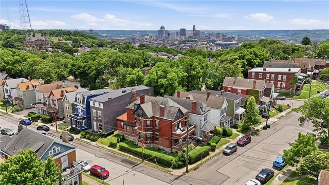 2412 Fairview Avenue, Cincinnati, OH 45219