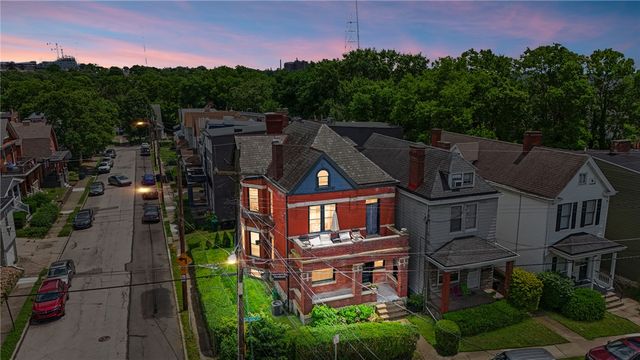 2412 Fairview Avenue, Cincinnati, OH 45219