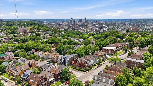 2412 Fairview Avenue, Cincinnati, OH 45219