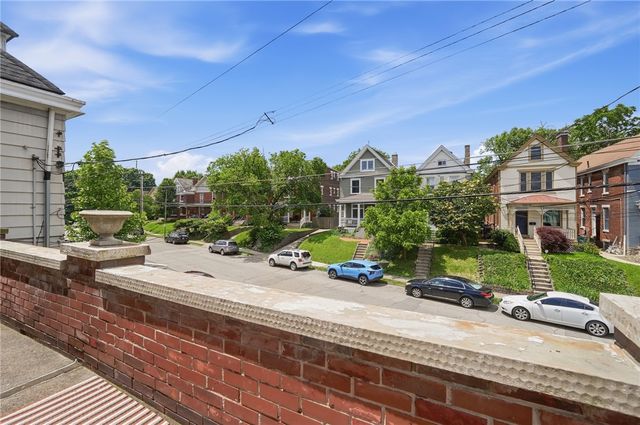 2412 Fairview Avenue, Cincinnati, OH 45219