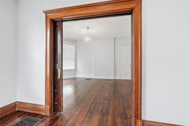 2412 Fairview Avenue, Cincinnati, OH 45219