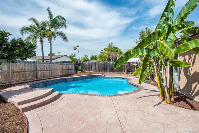 3440 Rollsreach, San Diego, CA 92111