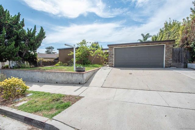 3440 Rollsreach, San Diego, CA 92111