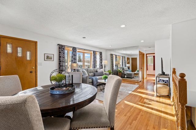 1040 3rd Street NW, New Brighton, MN 55112