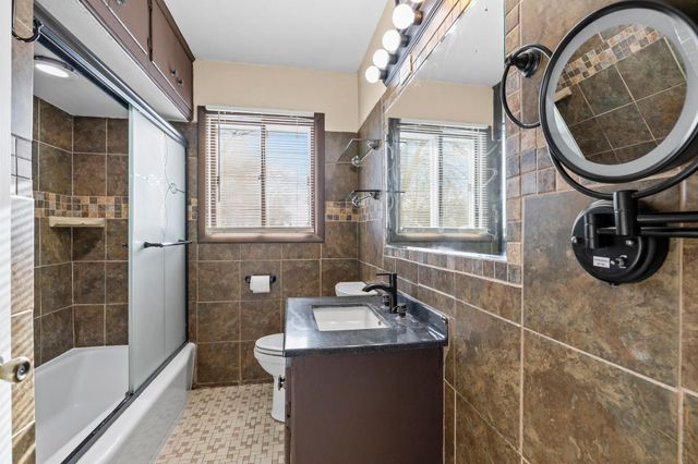 1040 3rd Street NW, New Brighton, MN 55112