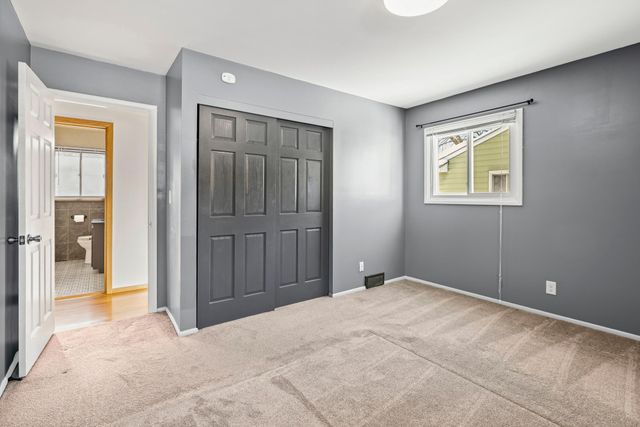 1040 3rd Street NW, New Brighton, MN 55112