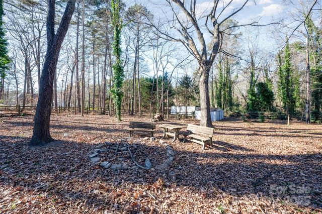 10925 Lassen Court, Charlotte, NC 28214