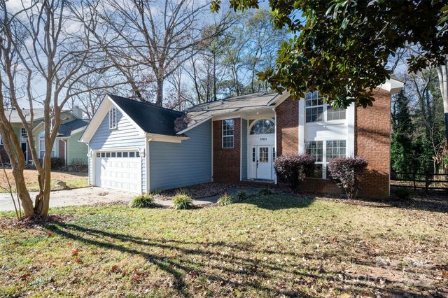 10925 Lassen Court, Charlotte, NC 28214