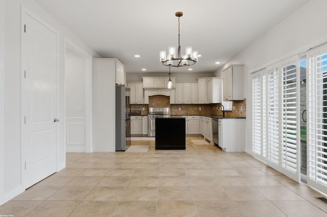 18081 25 Mile Road, Macomb, MI 48042