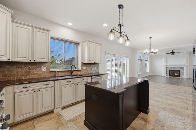 18081 25 Mile Road, Macomb, MI 48042