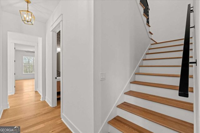 1250 HAYS MILL Road, Carrollton, GA 30117