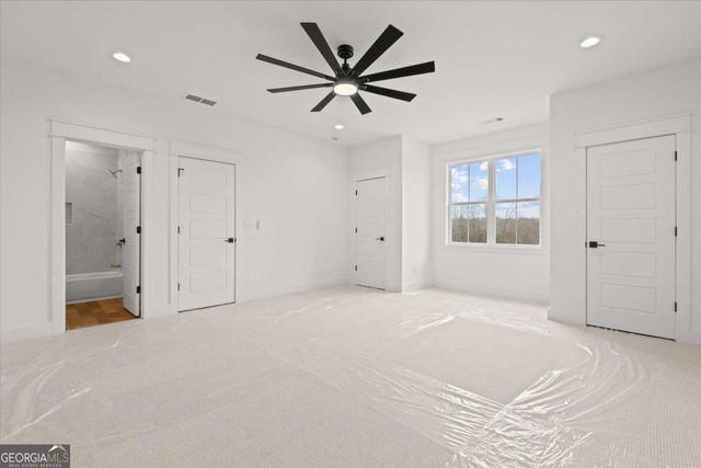 1250 HAYS MILL Road, Carrollton, GA 30117