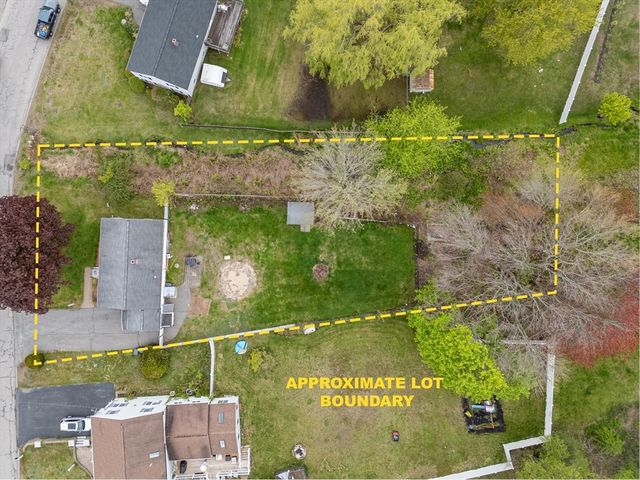 31 Raven Rd, Dracut, MA 01826
