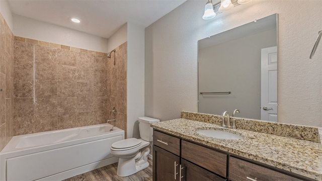 824 Brook Street, Gentry, AR 72734