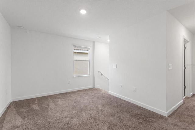 8825 BETH PAGE LANE, Davenport, FL 33896