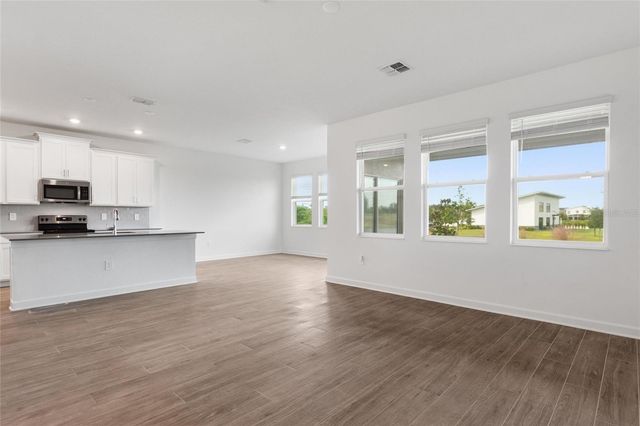 8825 BETH PAGE LANE, Davenport, FL 33896