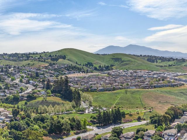 333 Bergwall Way, Vallejo, CA 94591