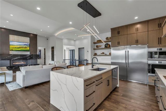 5842 N Lucerne Avenue, Kansas City, MO 64151