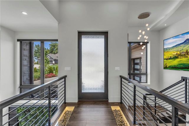 5842 N Lucerne Avenue, Kansas City, MO 64151