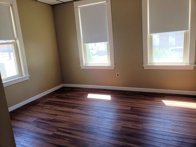 7 Greenwood St A, Wakefield, MA 01880