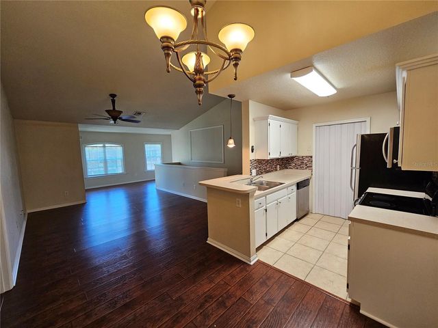 6548 SWISSCO DRIVE 628, Orlando, FL 32822