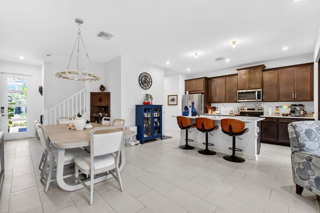 7351 Lenora Lane, Lake Worth, FL 33467