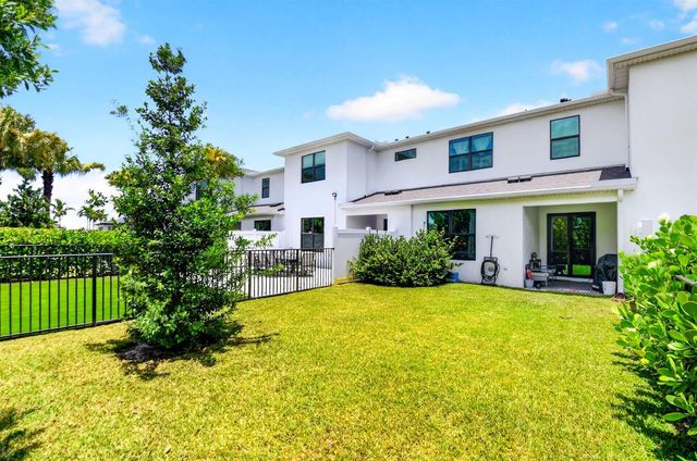 7351 Lenora Lane, Lake Worth, FL 33467