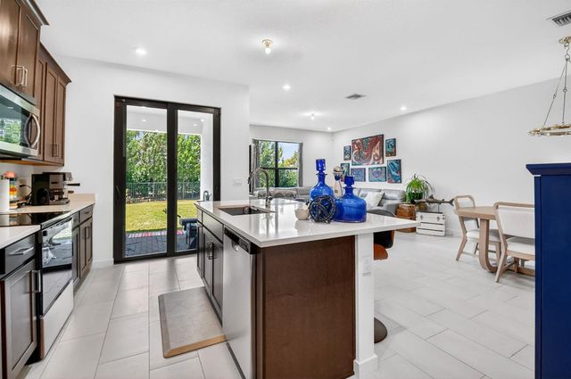 7351 Lenora Lane, Lake Worth, FL 33467