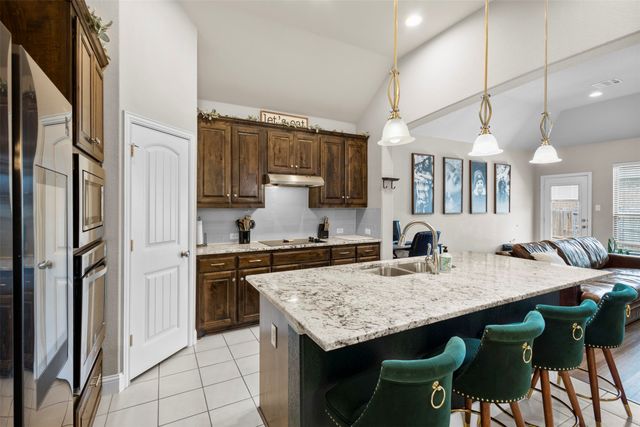 3605 Worthington Drive, Midlothian, TX 76065